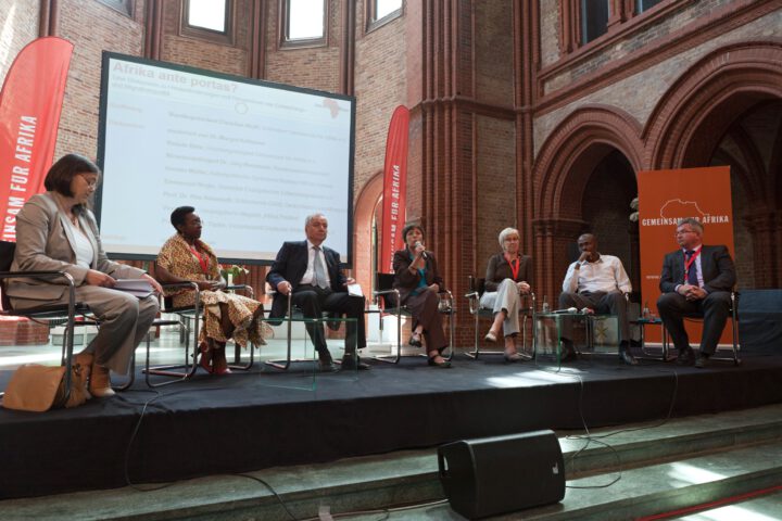Afrika ante Portas? Diskussionsveranstaltung zu Entwicklungs- und Migrationspolitik._©GEMEINSAM MIT AFRIKA