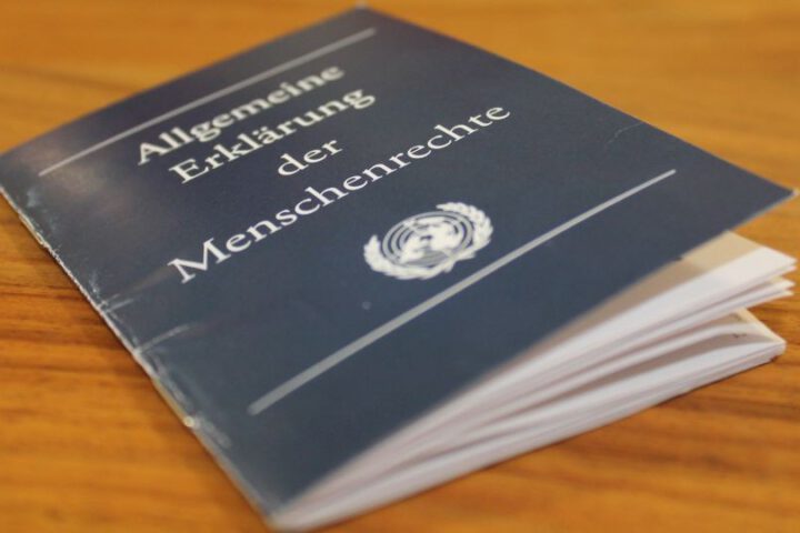 Allgemeine Erklärung der Menschenrechte_©GEMEINSAM MIT AFRIKA
