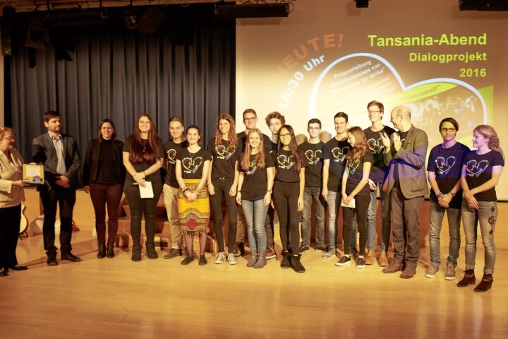 Preisverleihung mit Bundestagsabgeordneten Schulz-Asche