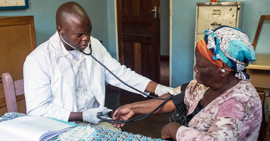 Sambia-Reise: Besuch der mobilen Ambulanz & Augenklinik in Lusaka.
