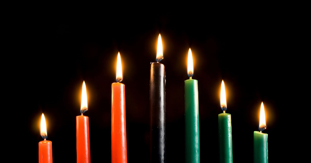 Kwanzaa_Kerzenhalter Kinara_©Canva