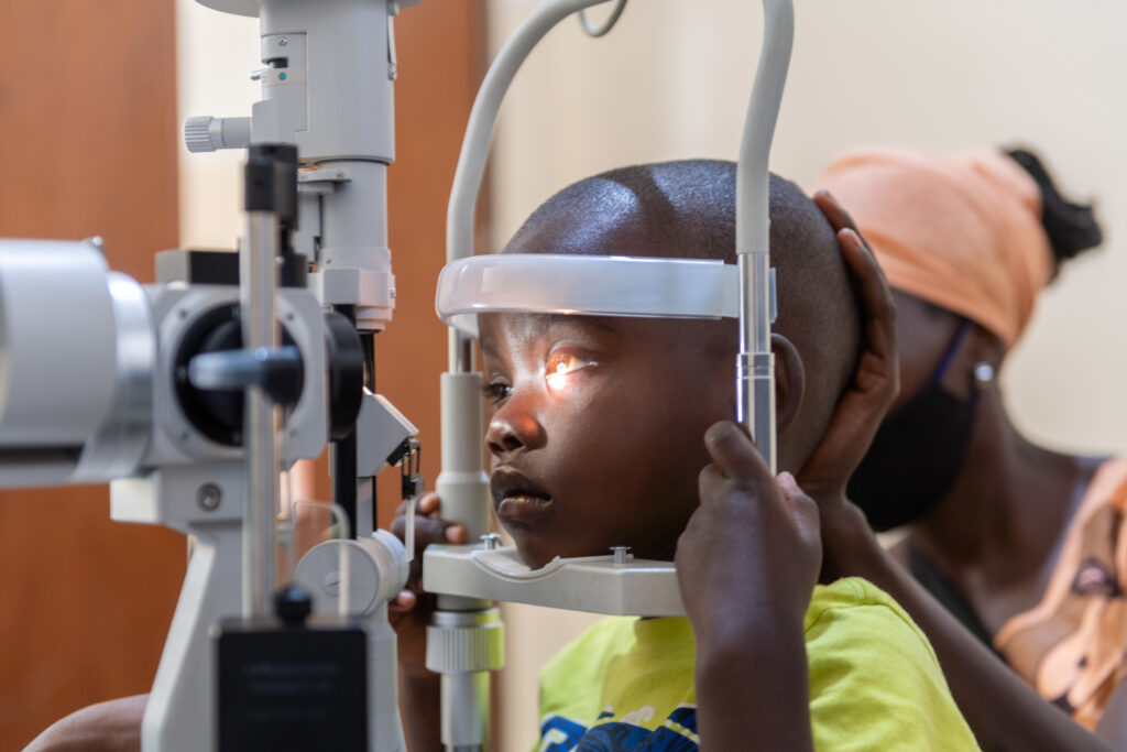 Die Stiftung der Deutschen Lions in Ruanda: Augenmedizinische Versorgung für Kinder