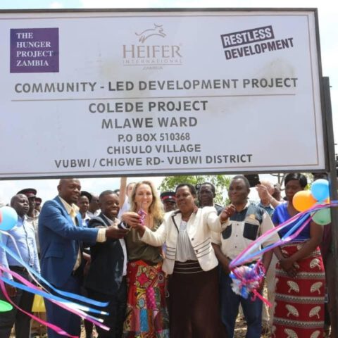 Das Hunger Projekt in Sambia: Lokal geführte Initiative für Selbstständigkeit der Gemeinden